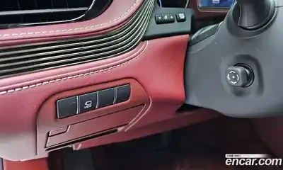 Lexus LS 2018 3.5 Автомат в Москве № 232034, миниатюра 3