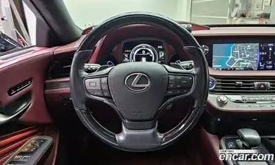 Lexus LS 2018 3.5 Автомат в Москве № 232034, миниатюра 5