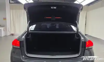 Genesis G80 2017 3.3 Автомат в Москве № 23255, миниатюра 11