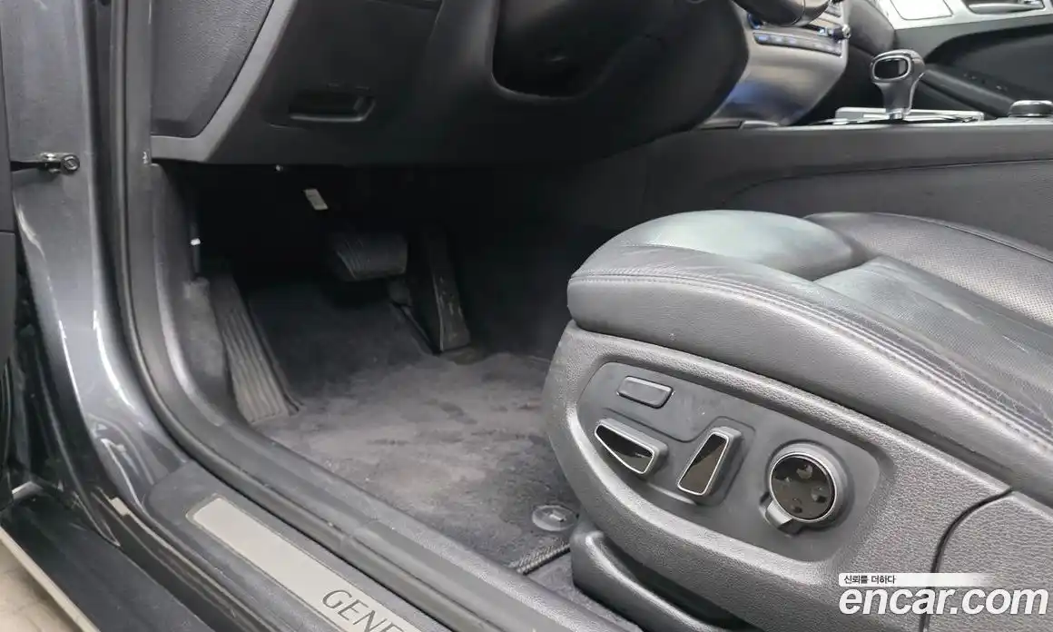 Genesis G80 2017 3.3 Автомат в Москве № 23255, фото 9