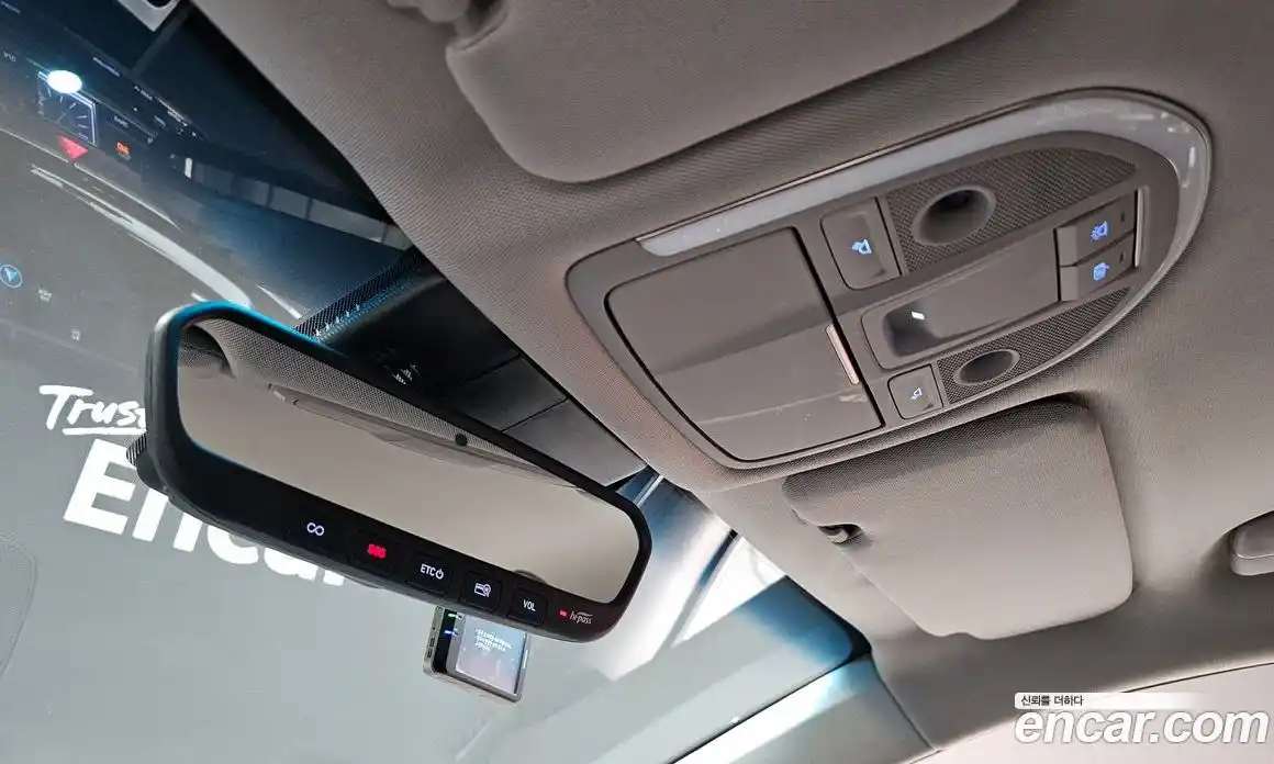 Genesis G80 2018 3.3 Автомат в Москве № 25404, фото 17