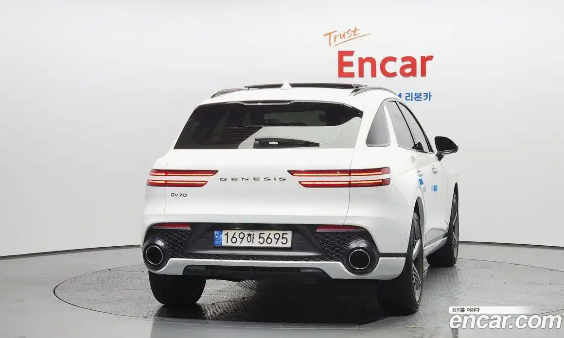 Genesis GV70 2022 2.5 Автомат в Москве № 25442, фото 8