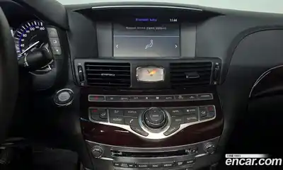 Infiniti Q70 2018 3.7 Автомат в Москве № 256124, миниатюра 11