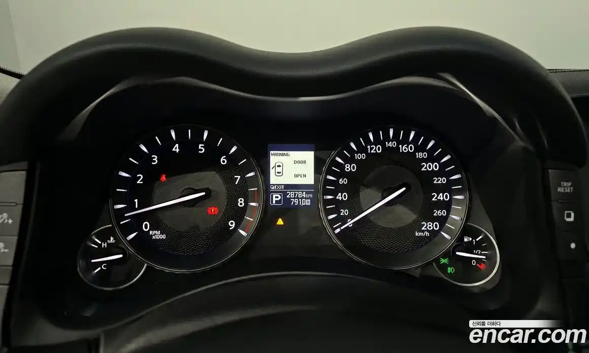 Infiniti Q70 2018 3.7 Автомат в Москве № 256124, фото 14