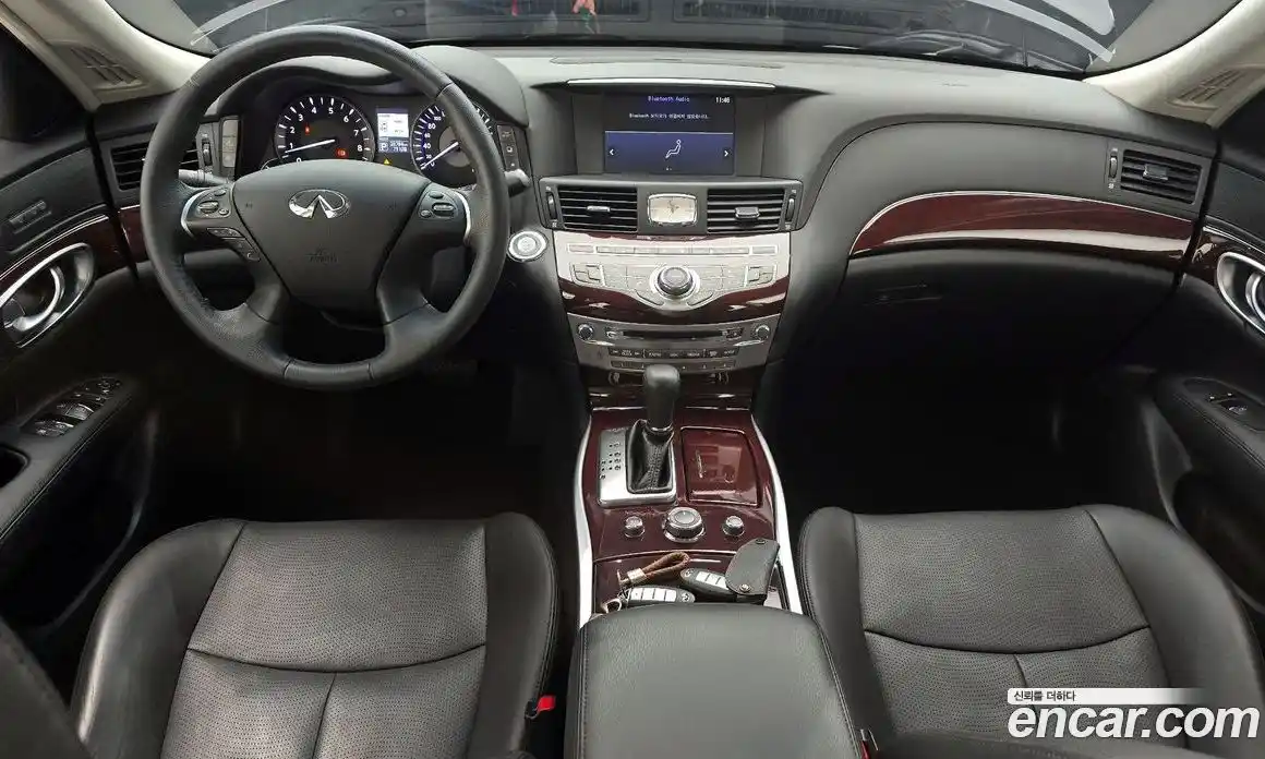 Infiniti Q70 2018 3.7 Автомат в Москве № 256124, фото 8