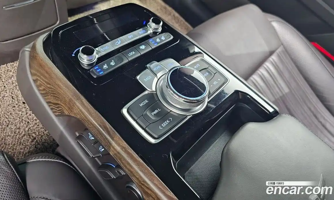 Genesis G90 2020 5.0 Автомат в Москве № 27830, фото 15