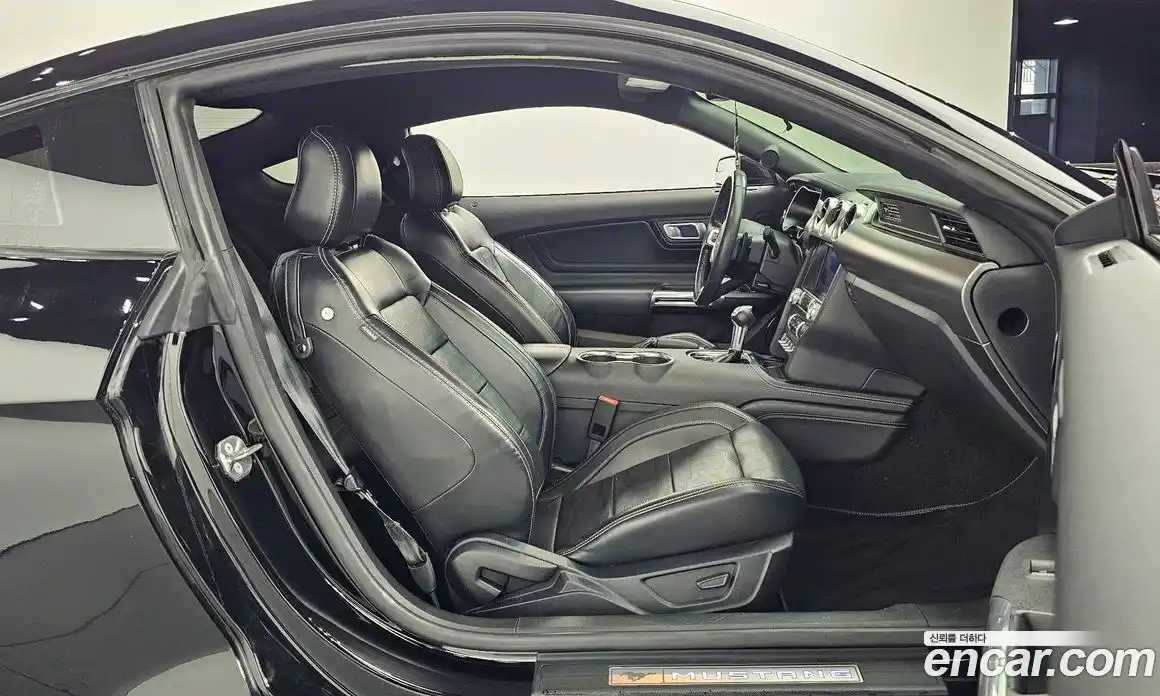 Ford Mustang 2020 2.3 Автомат в Москве № 280496, фото 18