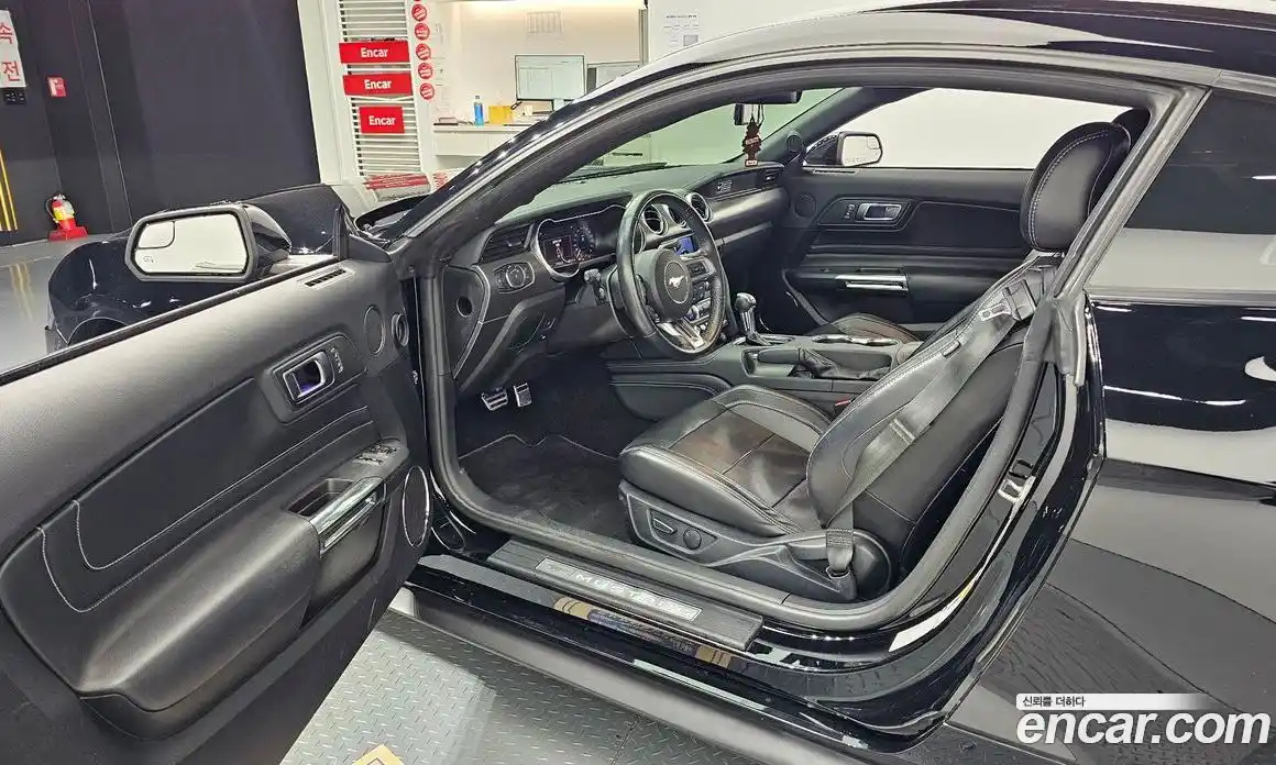 Ford Mustang 2020 2.3 Автомат в Москве № 280496, фото 19