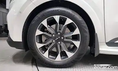 Kia Canival 2023 3.5 Автомат в Москве № 287808, миниатюра 11