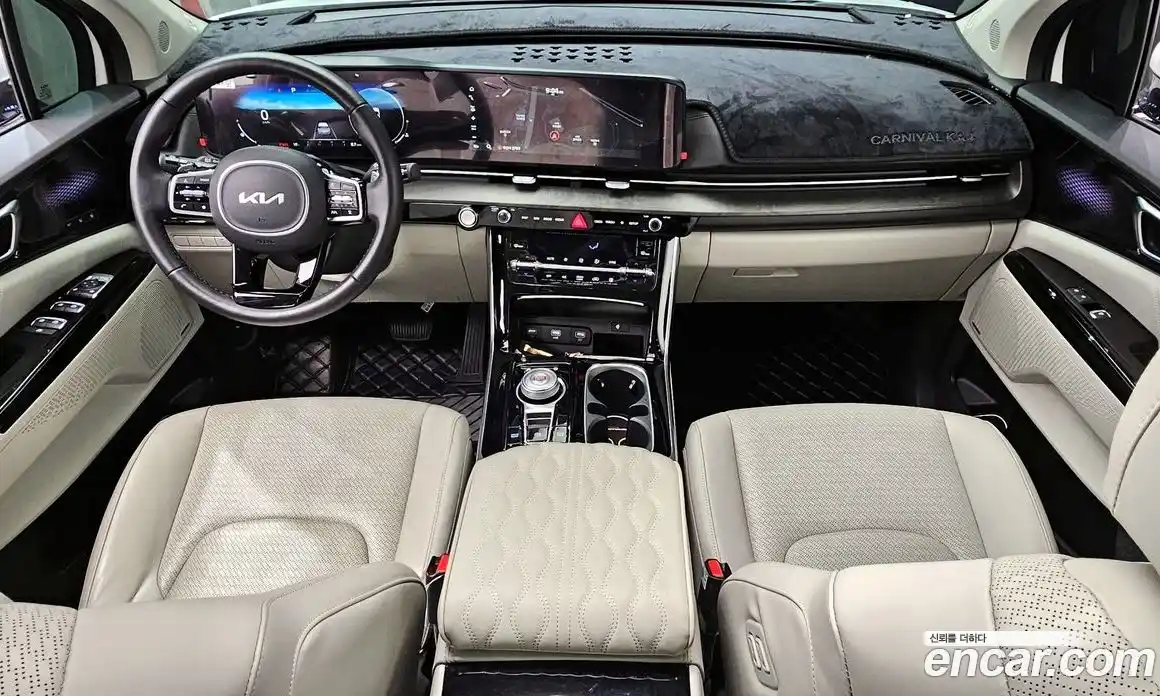 Kia Canival 2023 3.5 Автомат в Москве № 287808, фото 17