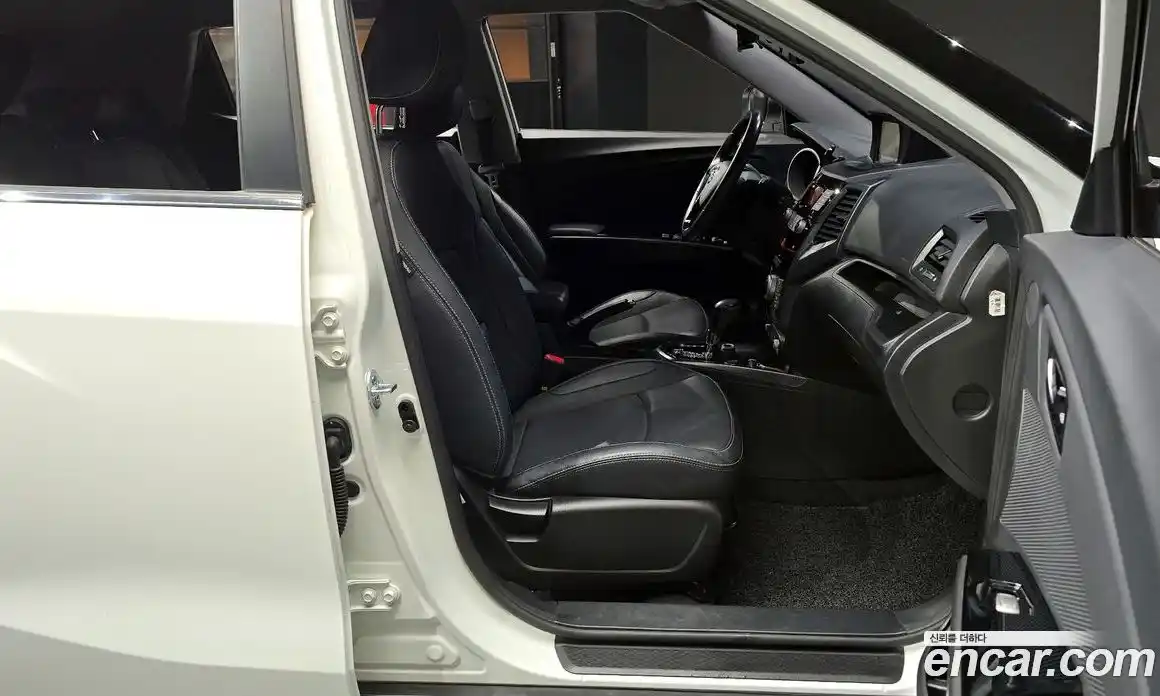 SsangYong TIBOLI 2017 1.6 Автомат в Москве № 290224, фото 14