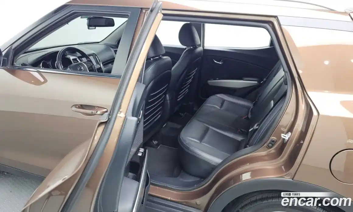 SsangYong TIBOLI 2016 1.6 Автомат в Москве № 29572, фото 4