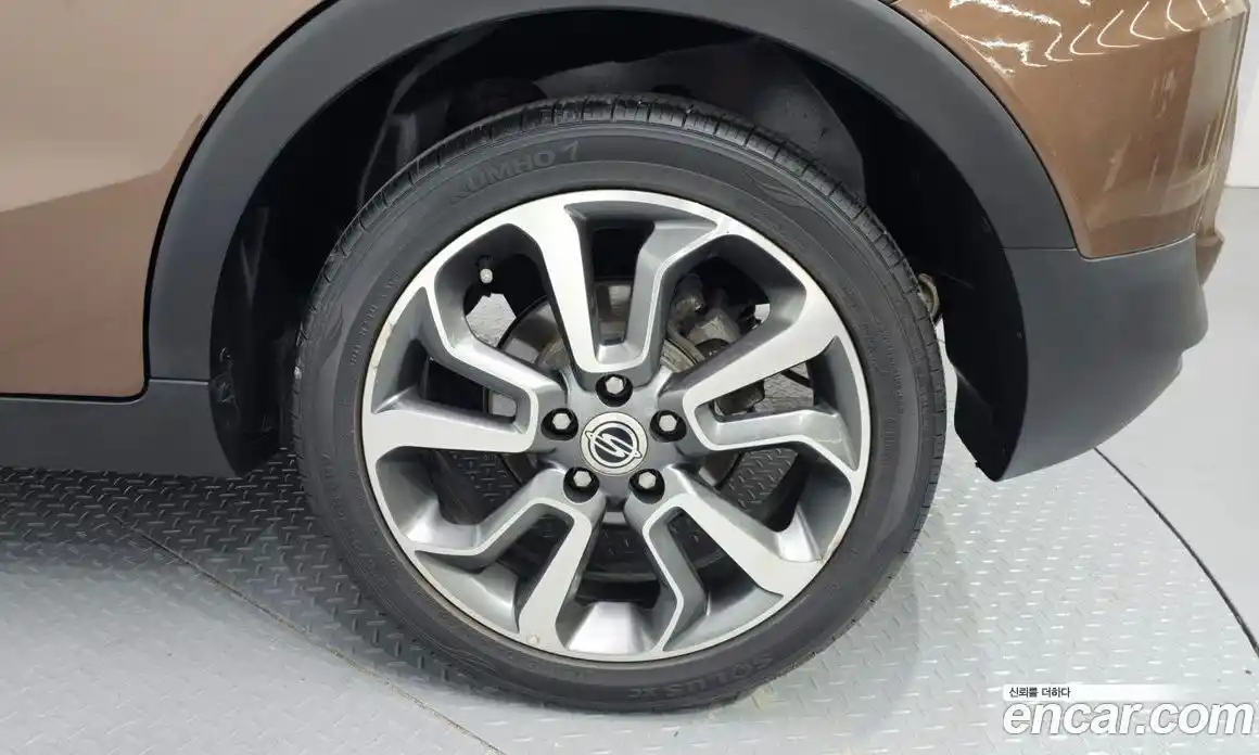 SsangYong TIBOLI 2016 1.6 Автомат в Москве № 29572, фото 9