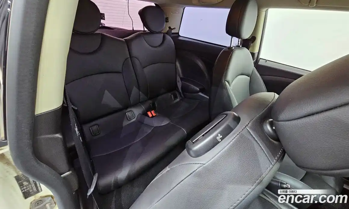 Mini Cooper 2013 1.6 Автомат в Москве № 299644, фото 10