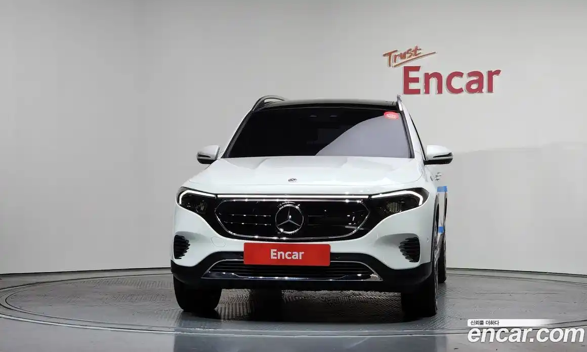 Mercedes-Benz EQB 2022 0.2 Автомат в Москве № 307710, фото 12