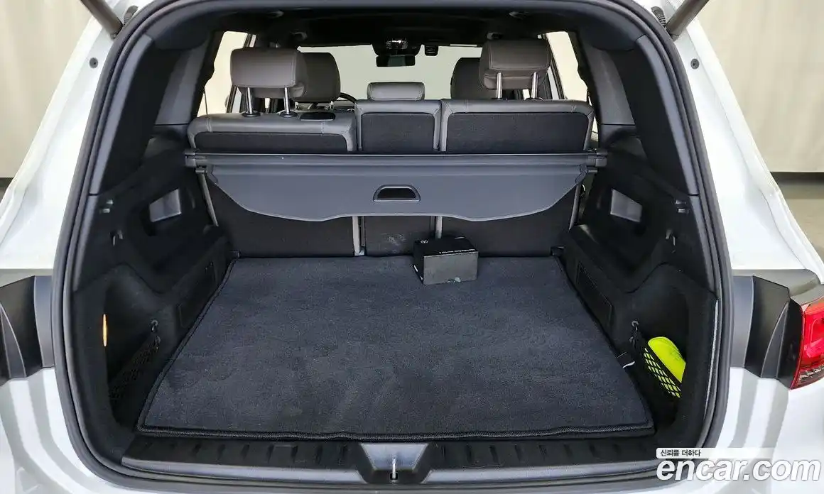 Mercedes-Benz EQB 2022 0.2 Автомат в Москве № 307710, фото 3