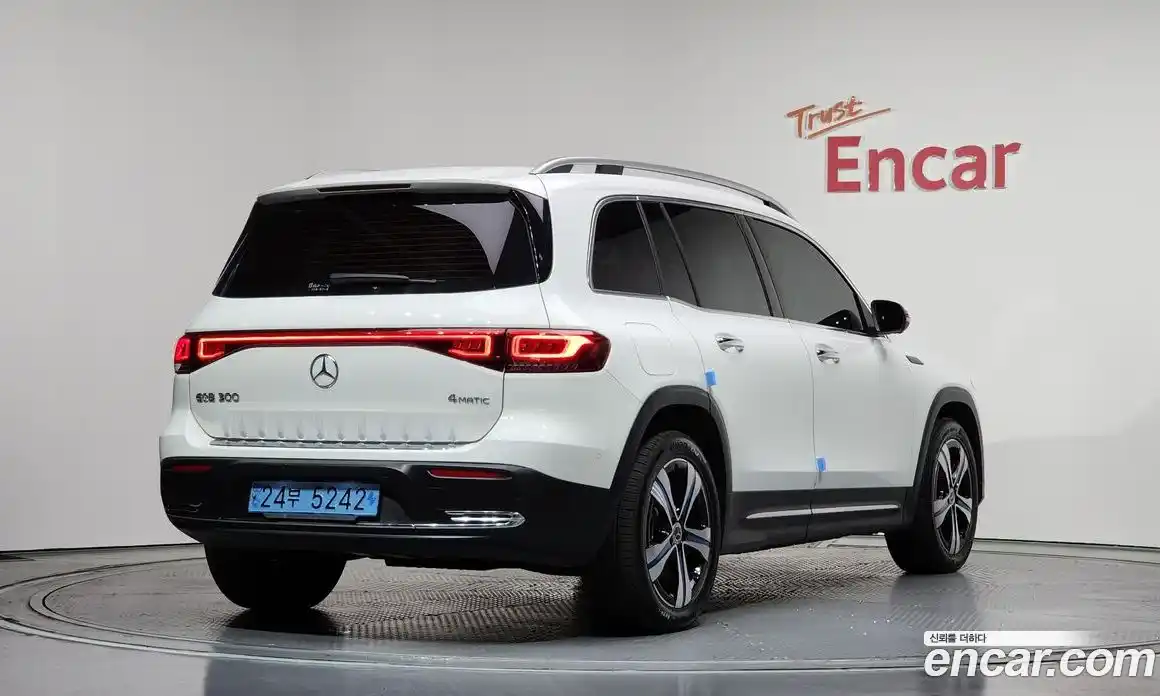 Mercedes-Benz EQB 2022 0.2 Автомат в Москве № 307710, фото 6