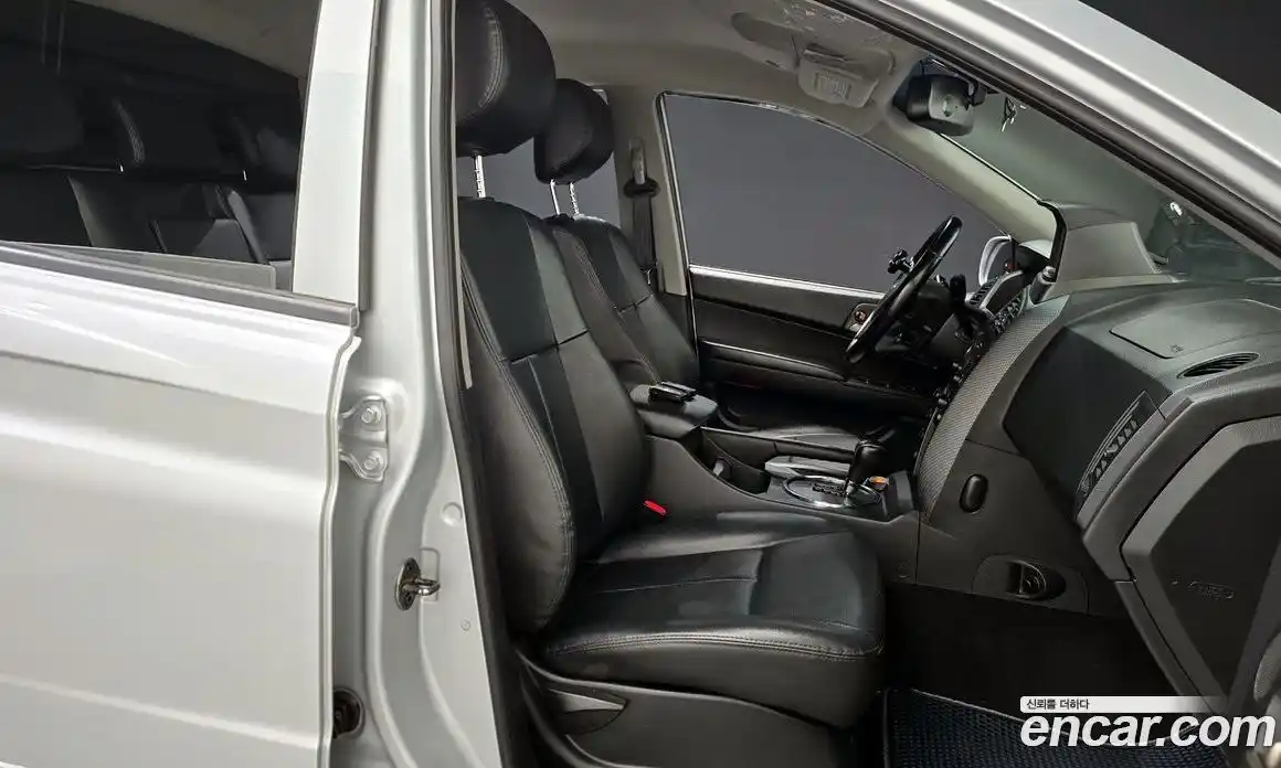 SsangYong Korando 2015 2.0 Автомат в Москве № 30886, фото 13