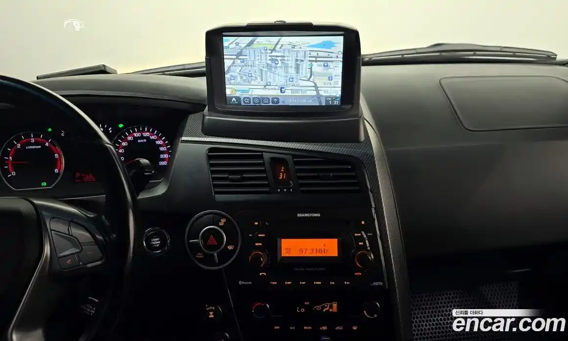 SsangYong Korando 2015 2.0 Автомат в Москве № 30886, фото 14