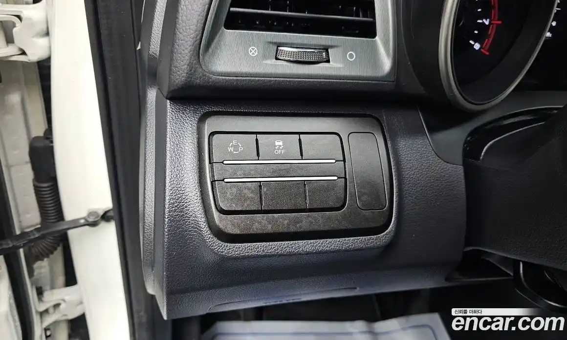 SsangYong TIBOLI 2018 1.6 Автомат в Москве № 31299, фото 3