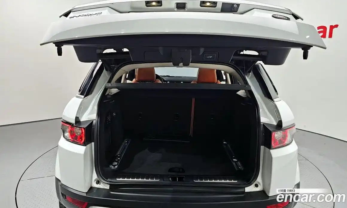 Land Rover Range-Rover Evoque 2013 2.2 Автомат в Москве № 315699, фото 13