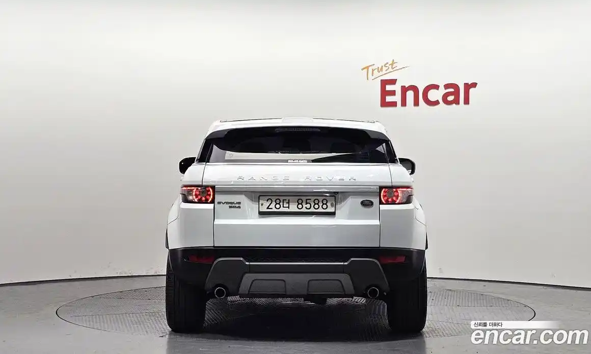 Land Rover Range-Rover Evoque 2013 2.2 Автомат в Москве № 315699, фото 18