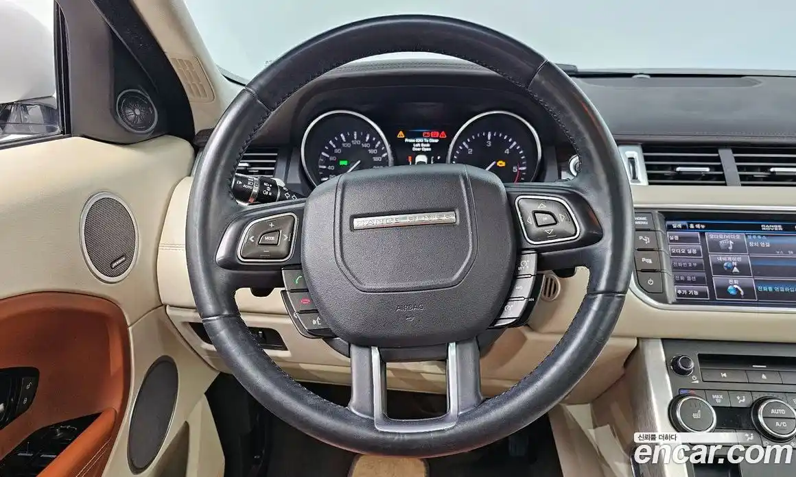 Land Rover Range-Rover Evoque 2013 2.2 Автомат в Москве № 315699, фото 19