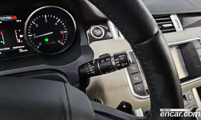 Land Rover Range-Rover Evoque 2013 2.2 Автомат в Москве № 315699, миниатюра 5