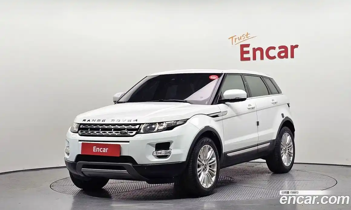 Land Rover Range-Rover Evoque 2013 2.2 Автомат в Москве № 315699, фото 9