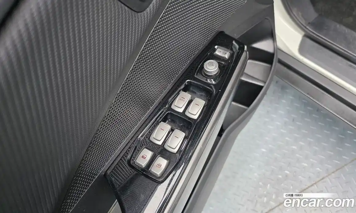 SsangYong TIBOLI 2018 1.6 Автомат в Москве № 31927, фото 12