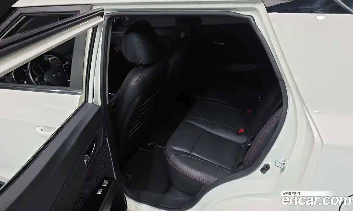 SsangYong TIBOLI 2018 1.6 Автомат в Москве № 31927, фото 18