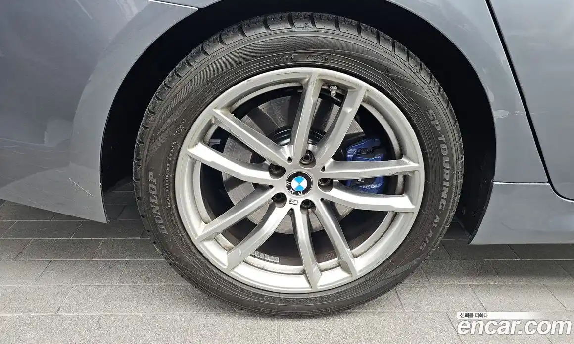 BMW 5-Series 2018 2.0 Автомат в Москве № 320329, фото 1