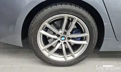 BMW 5-Series, 2018