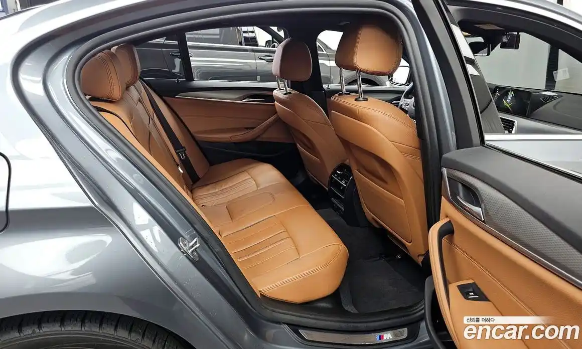 BMW 5-Series 2018 2.0 Автомат в Москве № 320329, фото 16