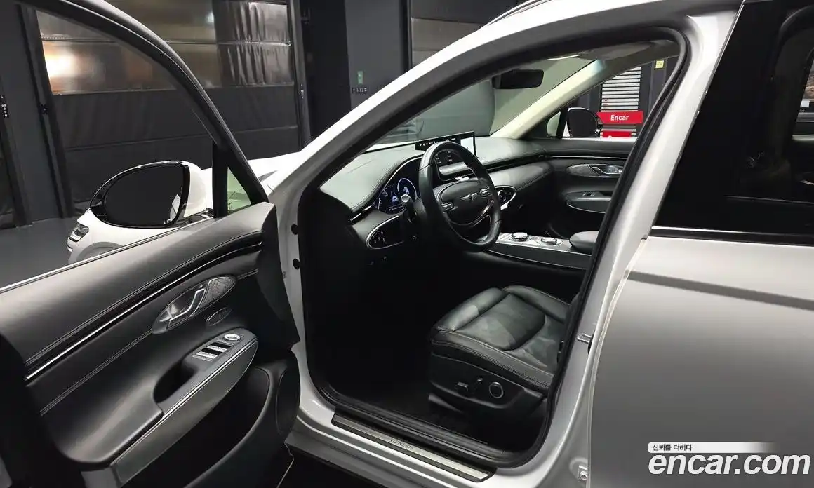 Genesis GV70 2021 2.5 Автомат в Москве № 322714, фото 20