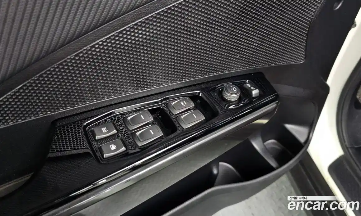 SsangYong TIBOLI 2020 1.5 Автомат в Москве № 36349, фото 19