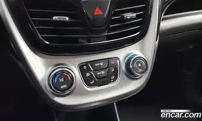 Chevrolet Spark 2018 1.0 Автомат в Москве № 37283, миниатюра 11