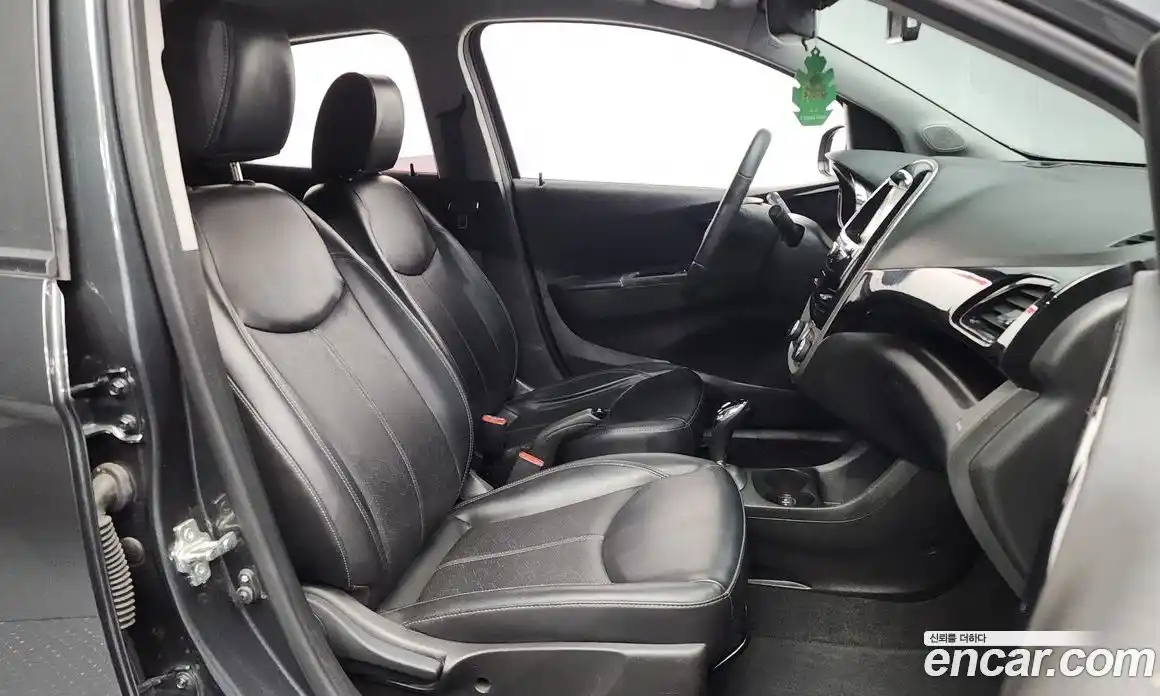 Chevrolet Spark 2018 1.0 Автомат в Москве № 37283, фото 19