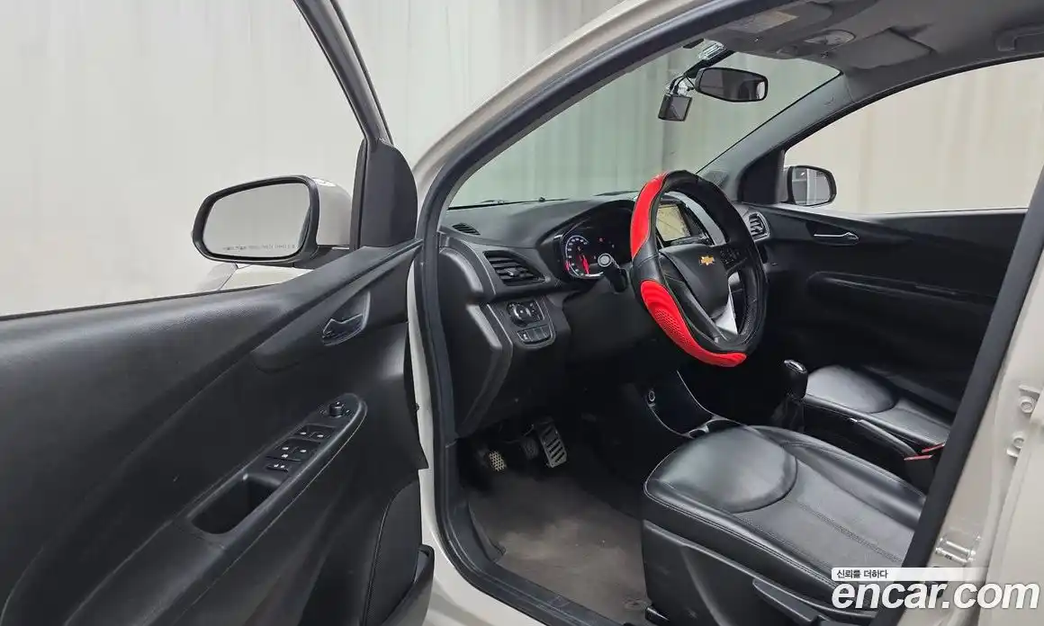 Chevrolet Spark 2017 1.0 Механическая в Москве № 38401, фото 15