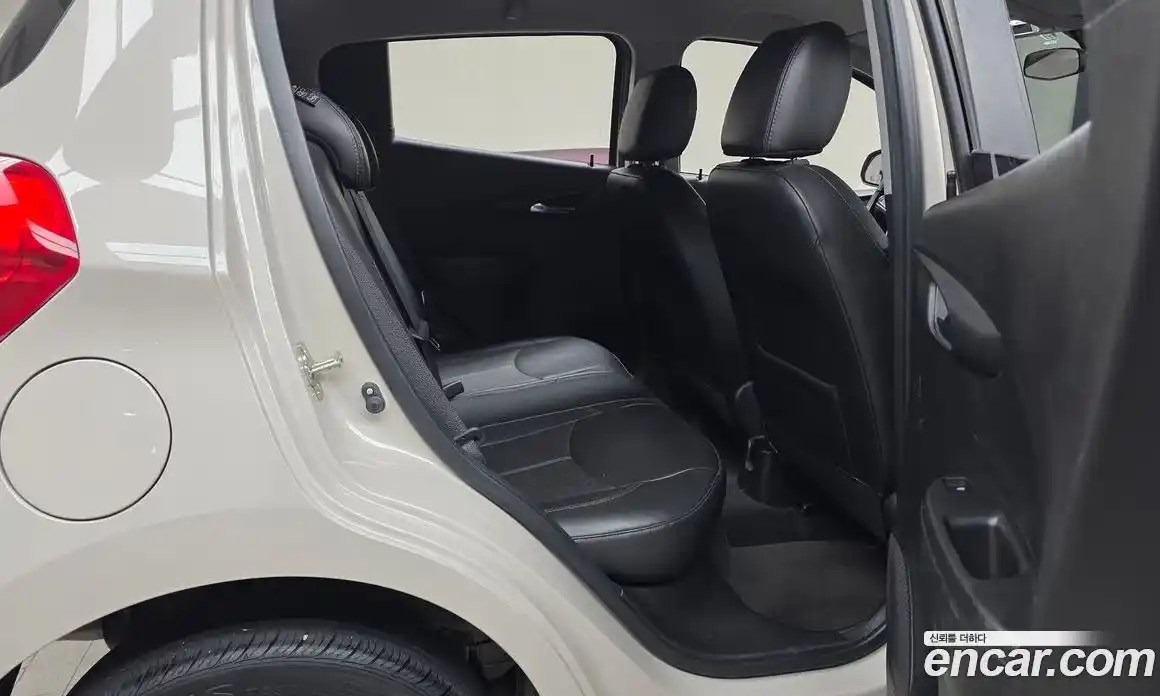 Chevrolet Spark 2017 1.0 Механическая в Москве № 38401, фото 7