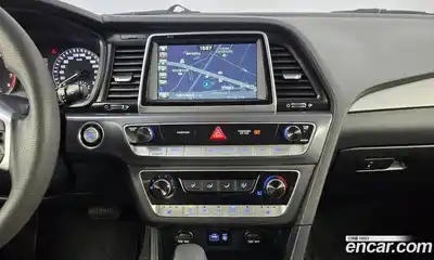 Hyundai Sonata 2019 2.0 Автомат в Москве № 43135, миниатюра 11