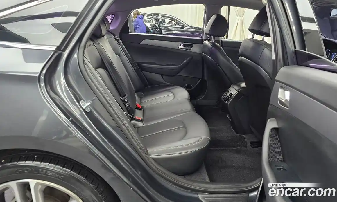 Hyundai Sonata 2019 2.0 Автомат в Москве № 43135, фото 20