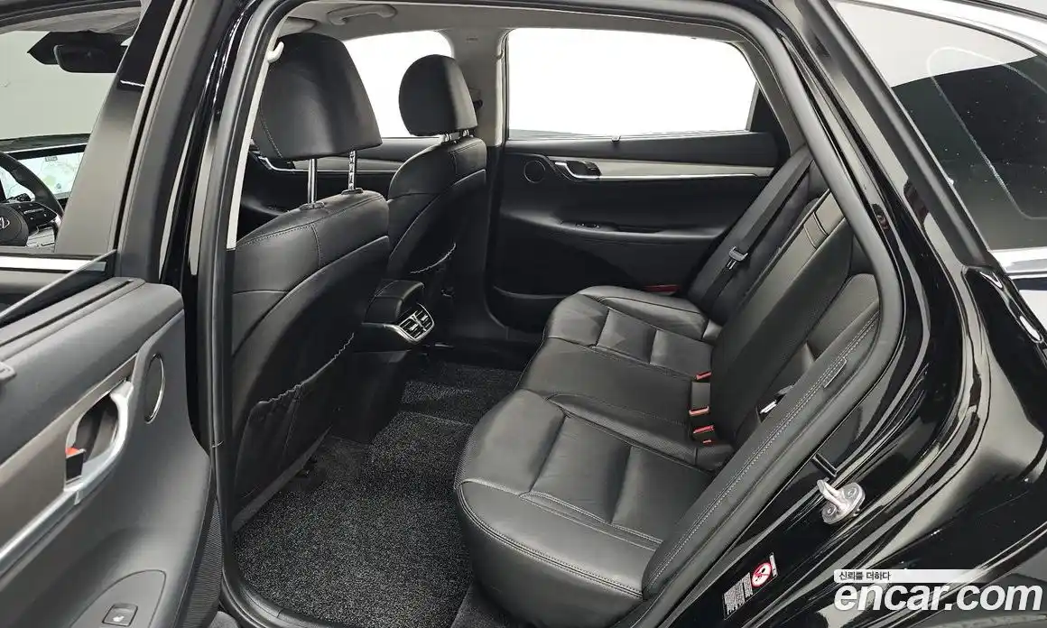 Hyundai Grandeur 2023 2.5 Автомат в Москве № 46986, фото 4