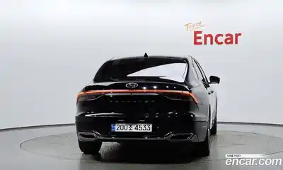 Hyundai Grandeur 2023 2.5 Автомат в Москве № 46986, миниатюра 7