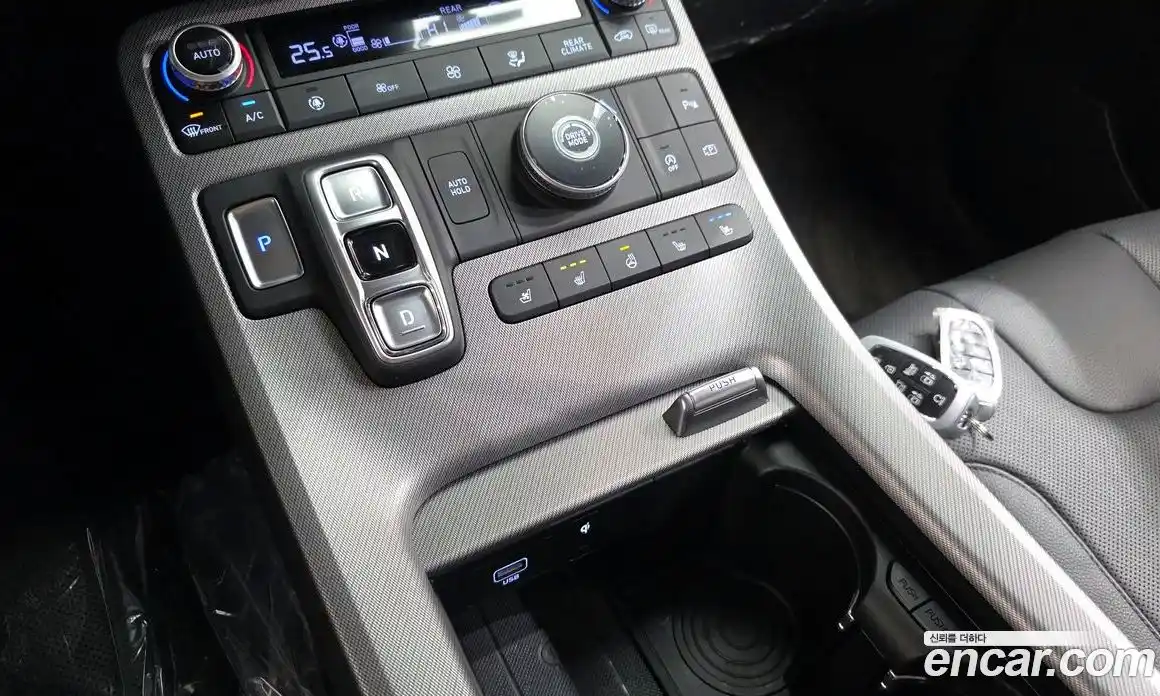 Hyundai Palisade 2024 3.8 Автомат в Москве № 48199, фото 17