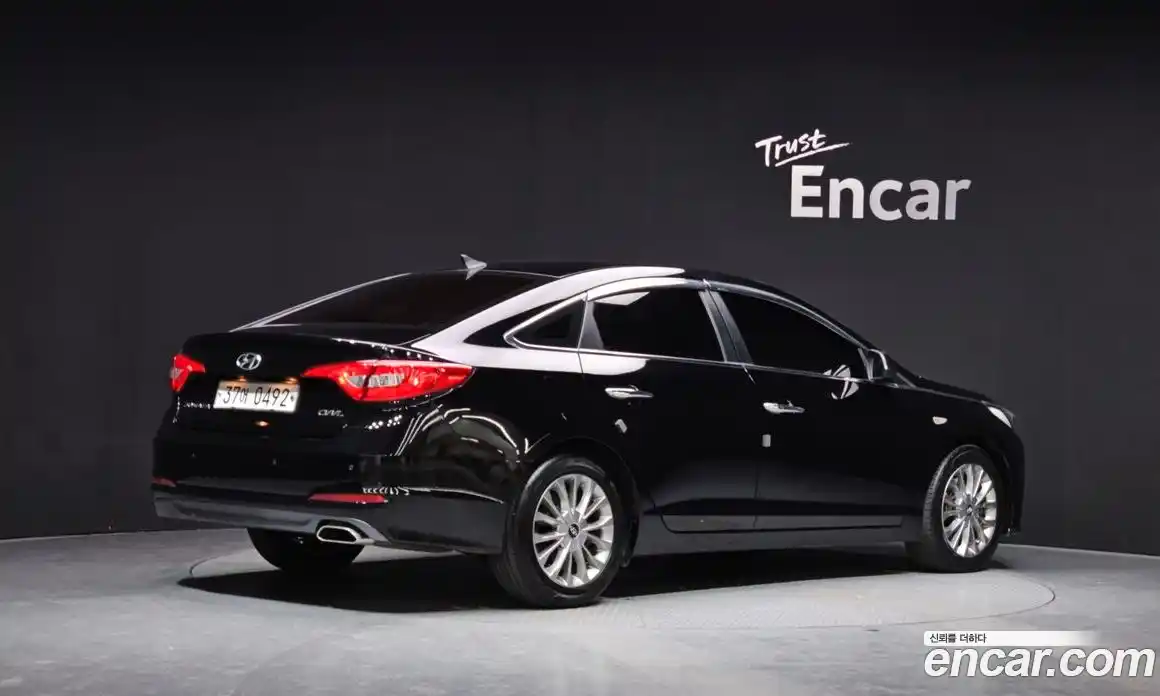 Hyundai Sonata 2016 2.0 Автомат в Москве № 48200, фото 1