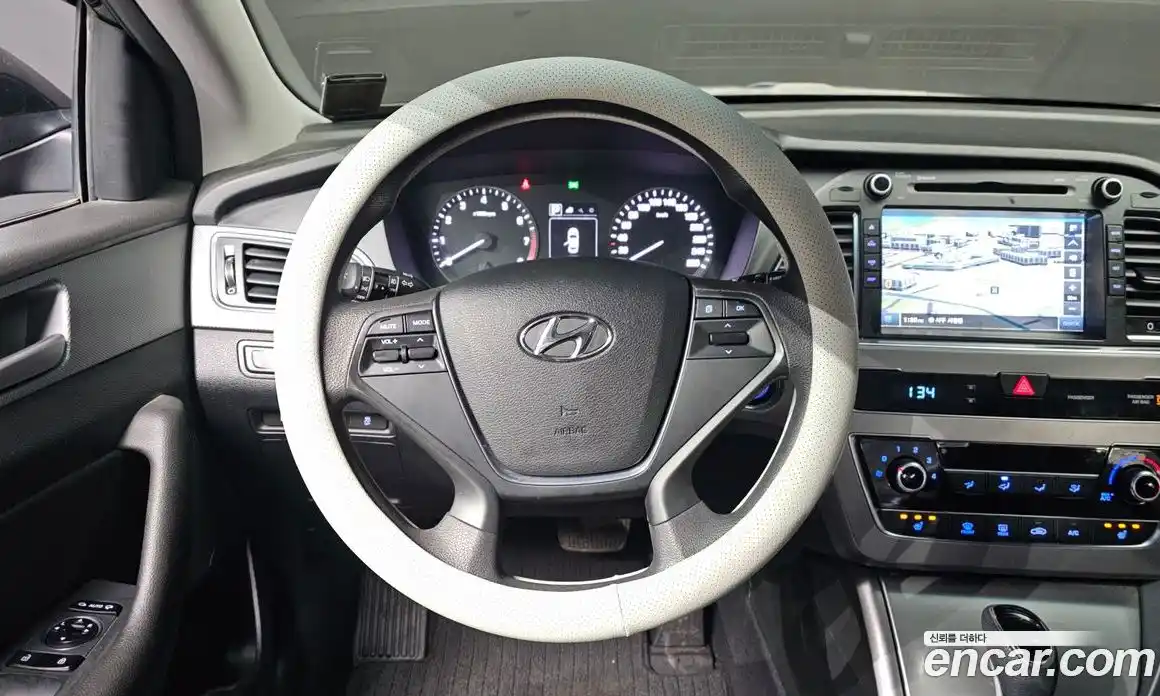 Hyundai Sonata 2016 2.0 Автомат в Москве № 48200, фото 3