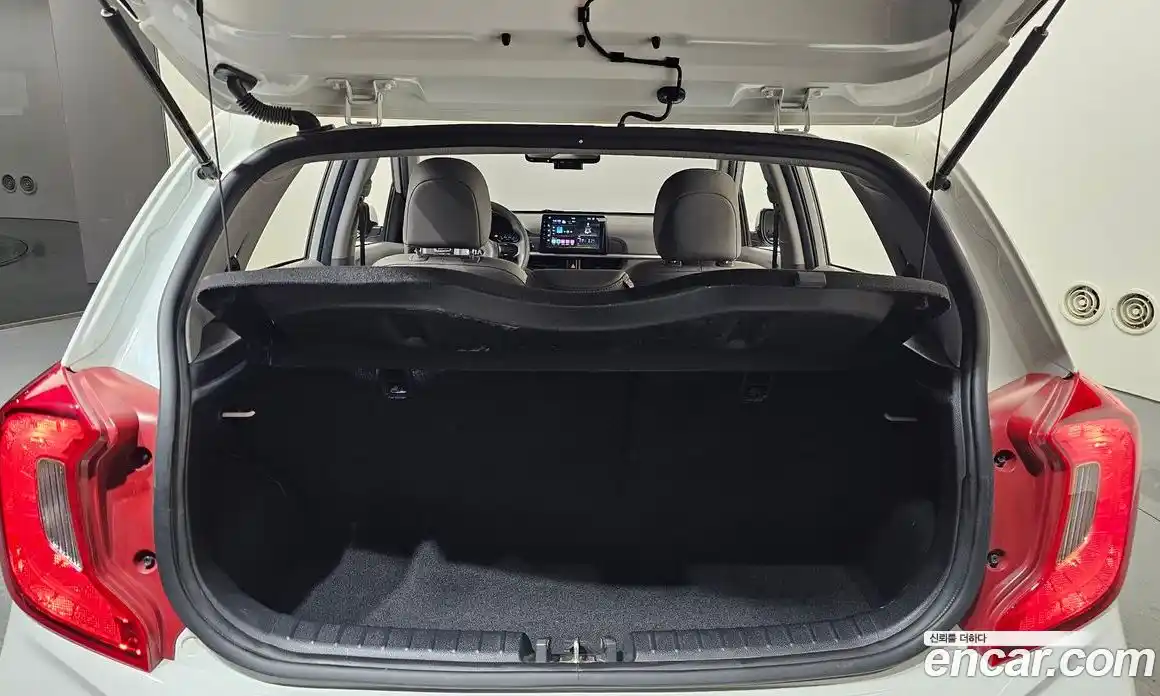 Kia Morning 2021 1.0 Автомат в Москве № 565, фото 14