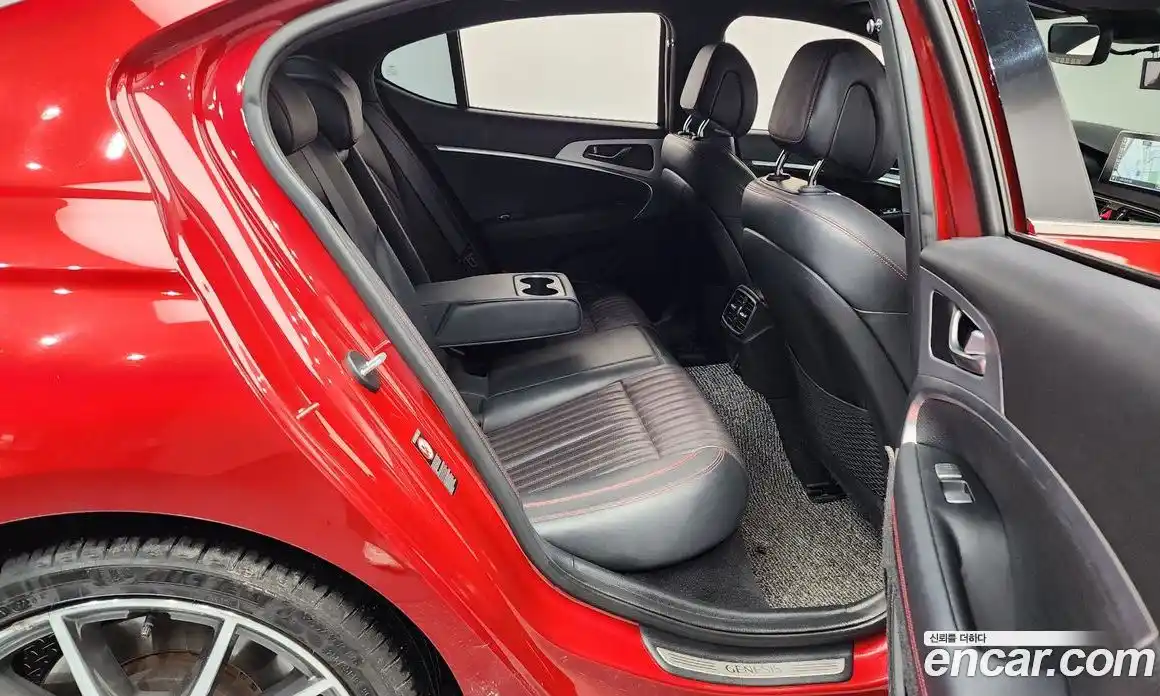 Genesis G70 2018 2.0 Автомат в Москве № 57296, фото 13