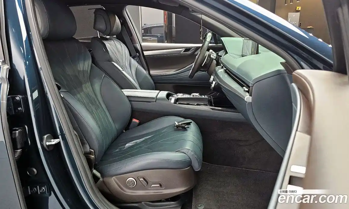 Genesis G80 2023 2.5 Автомат в Москве № 58720, фото 11